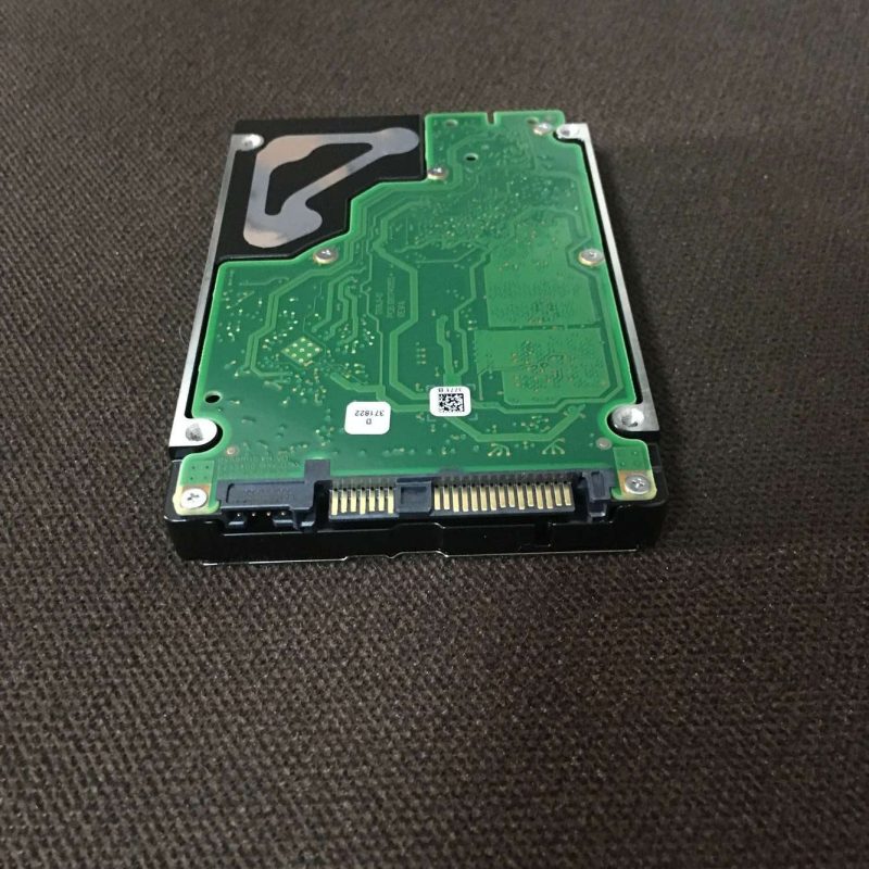 seagate-st600mm0006-dell-600g-2.5-inch-10k-sas-07yx58-02.jpg