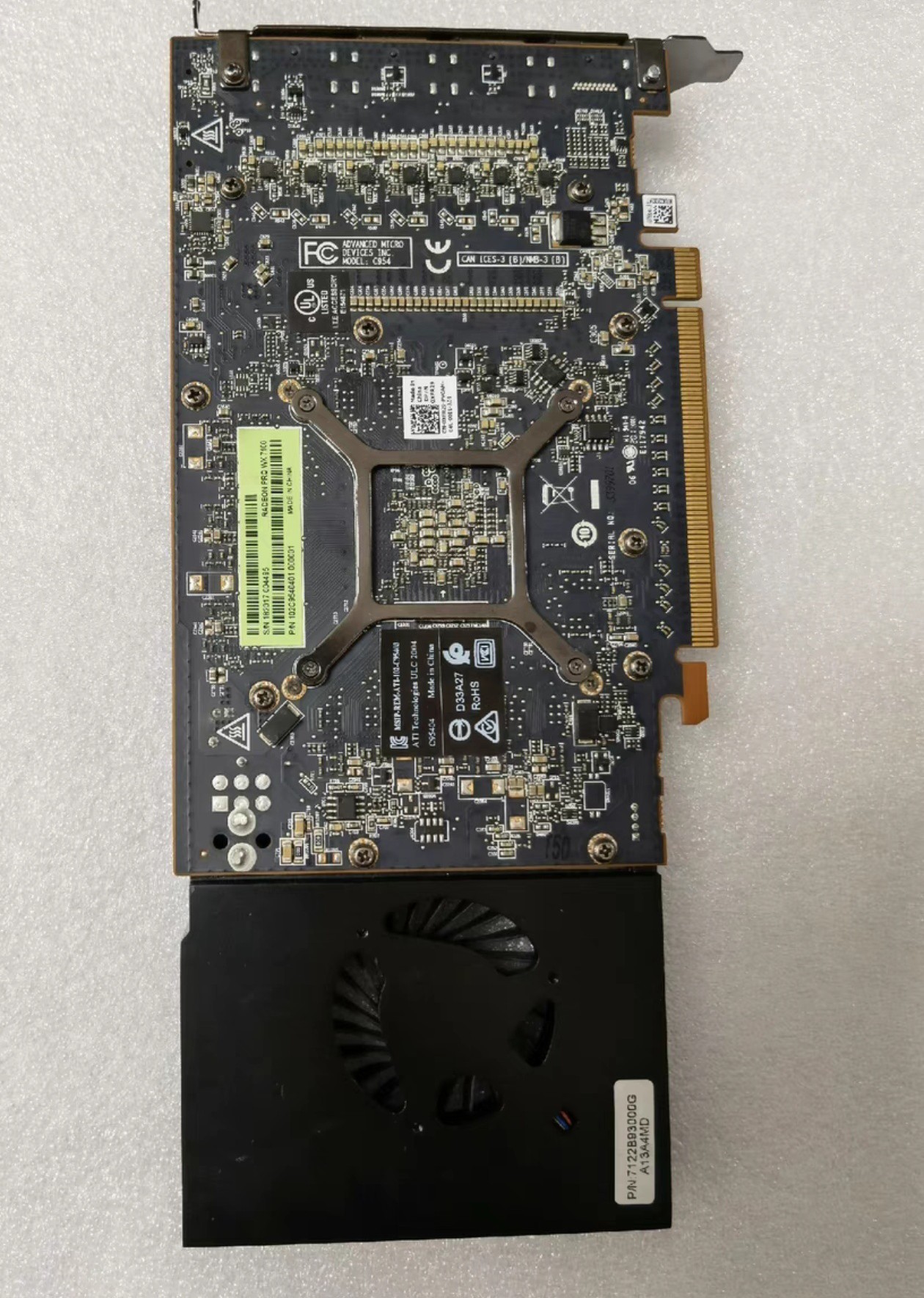 vga amd radeon pro wx 7100 8gb gddr5 02 vga amd radeon pro wx 7100 8gb gddr5 02