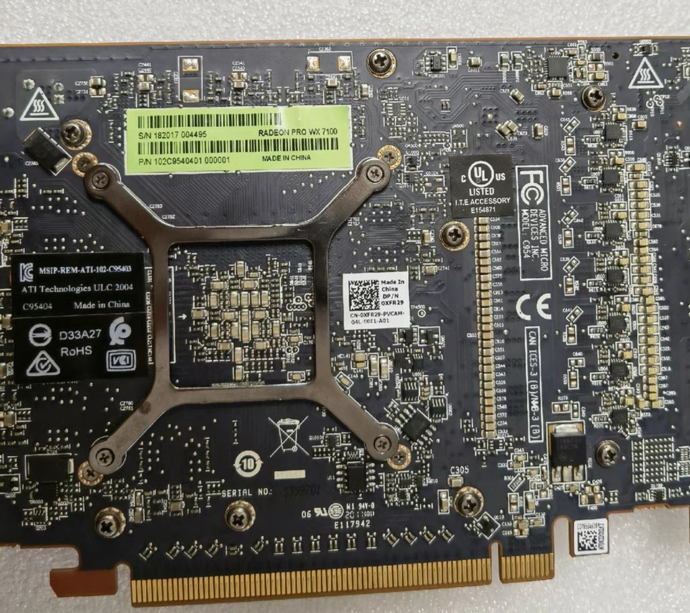 vga amd radeon pro wx 7100 8gb gddr5 03 vga amd radeon pro wx 7100 8gb gddr5 03