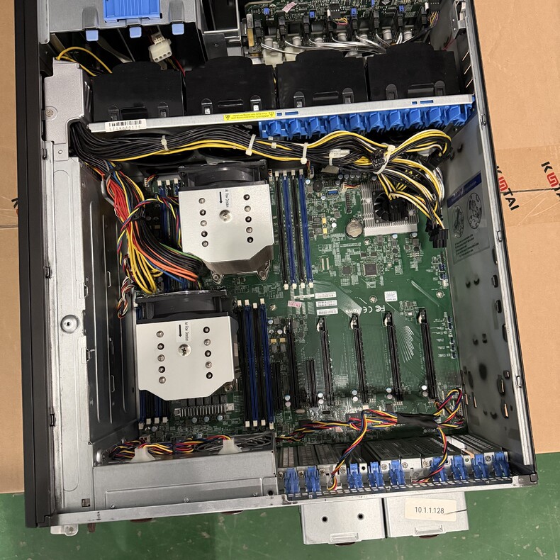 may chu supermicro sys 7048gr tr 4 gpu 04